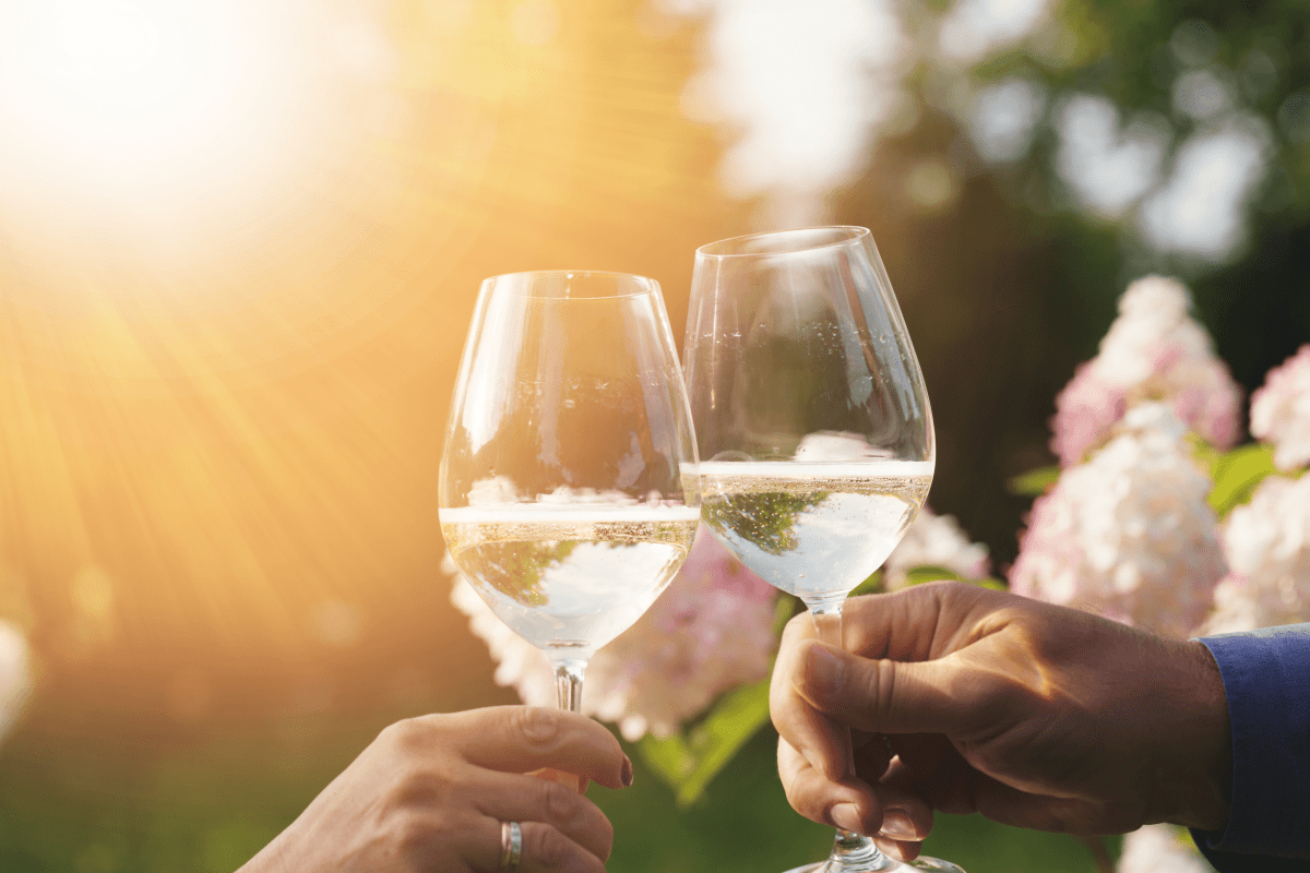 5 of The Best Wines to Enjoy This Spring Season - Friarwood Wines & Spirits