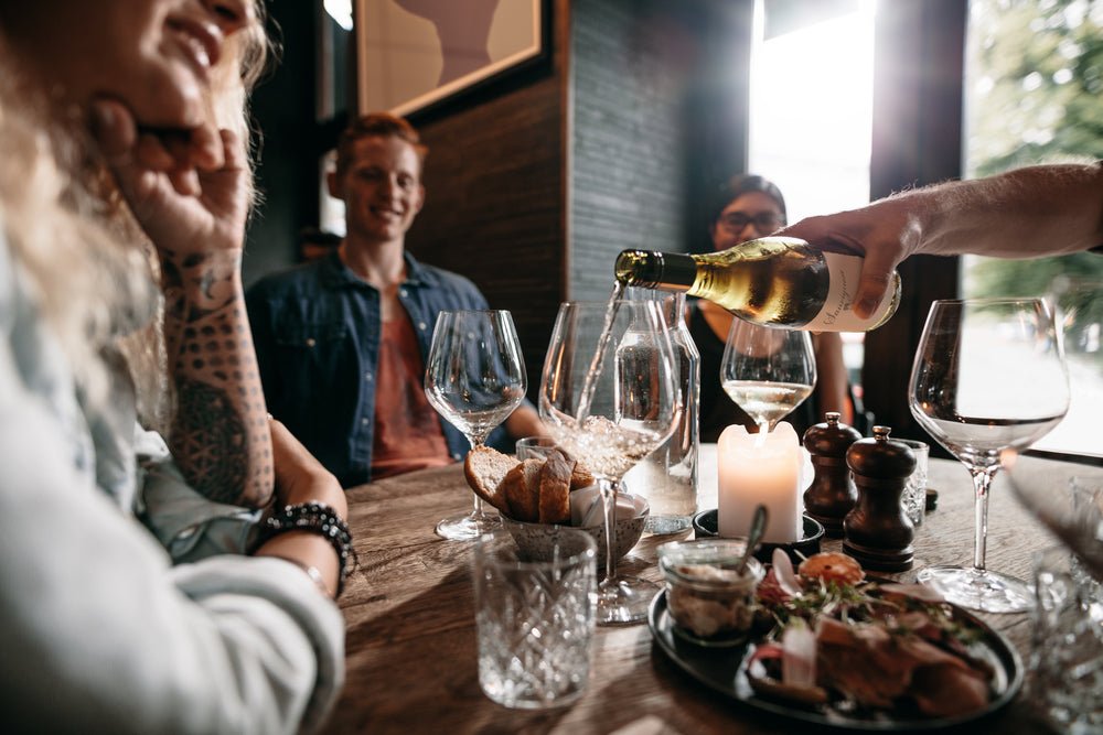 The Best White Wines for Lunchtime: A British Guide - Friarwood Wines & Spirits