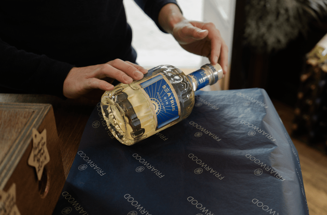 Seatrus Premium Italian Gin, Acqua di Mare - Friarwood Wines & Spirits